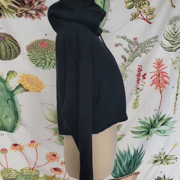 Cat hoodie - Picture 3 of 4